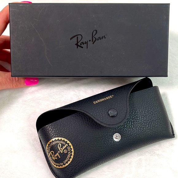 NWT Ray Ban glasses case with a box - Picture 4 of 9